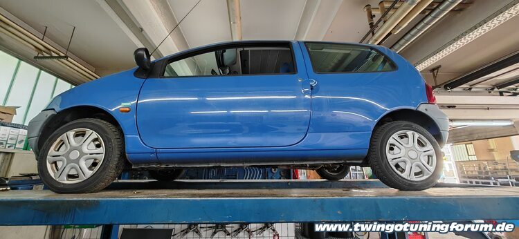 [Bild: twingo-21155122-rmG.jpg]