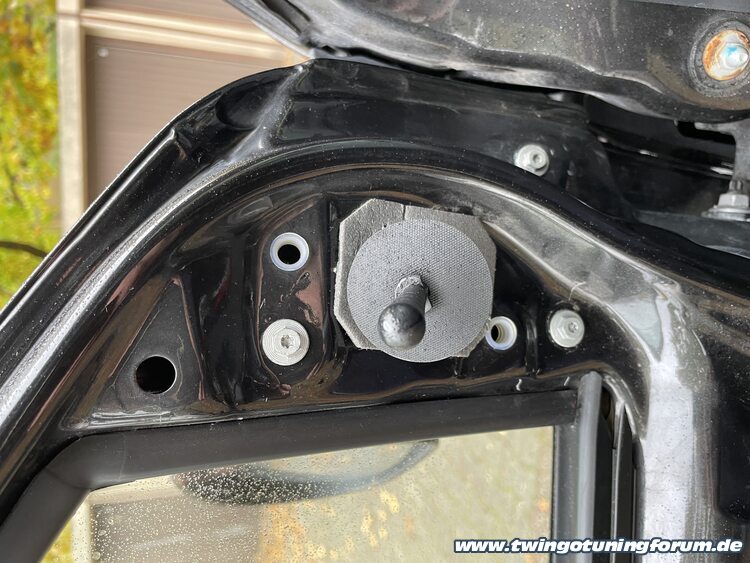 [Bild: twingo-25133149-BiS.jpg]
