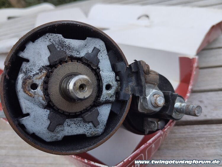 [Bild: twingo-25223837-LQE.jpg]