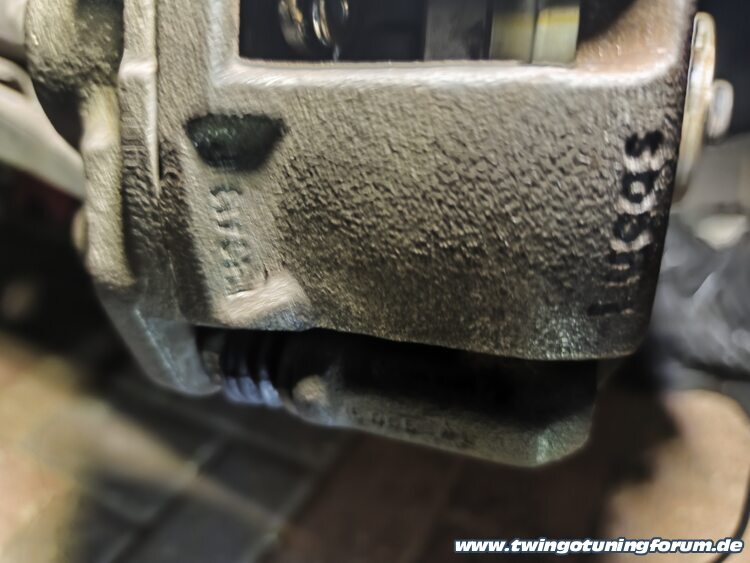 [Bild: twingo-29202552-8jj.jpg]