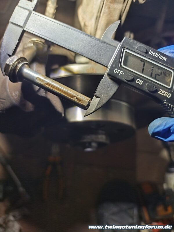 [Bild: twingo-29232746-UaI.jpg]