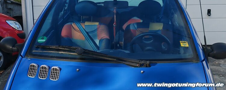 [Bild: twingo-04142404-P1R.jpg]