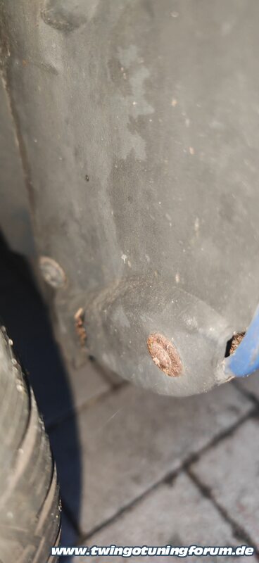 [Bild: twingo-05133556-M9V.jpg]