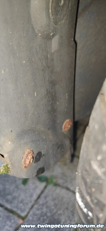 [Bild: twingo-05133756-mHC.jpg]