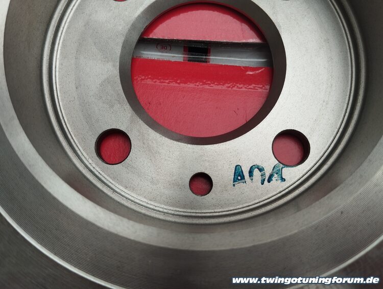 [Bild: twingo-16191343-aFe.jpg]