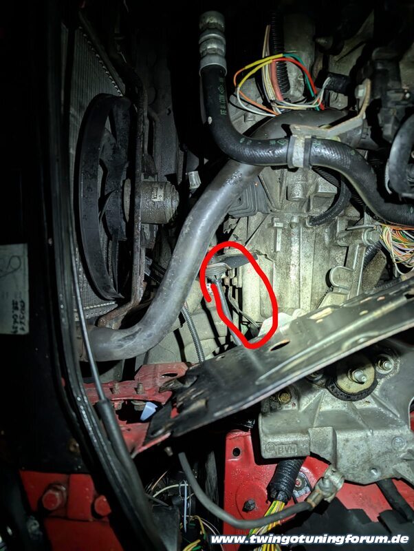 [Bild: twingo-16232932-1Vm.jpg]