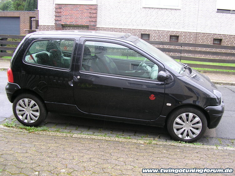 [Bild: twingo-19071509-Fuc.jpg]