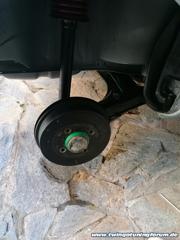 [Bild: twingo-19114142-xCG.jpg]