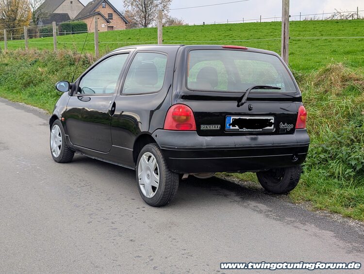 [Bild: twingo-21084756-EjP.jpg]