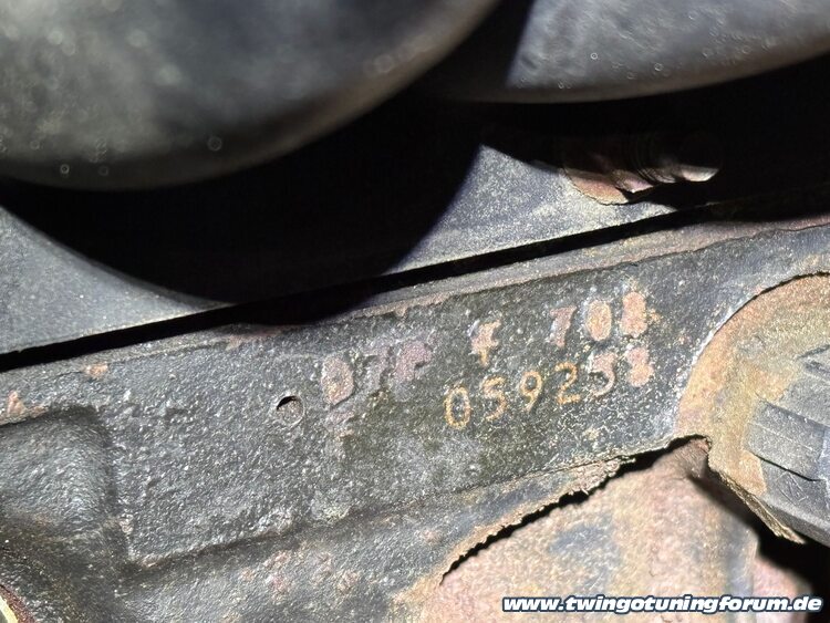 [Bild: twingo-21100313-xoS.jpg]