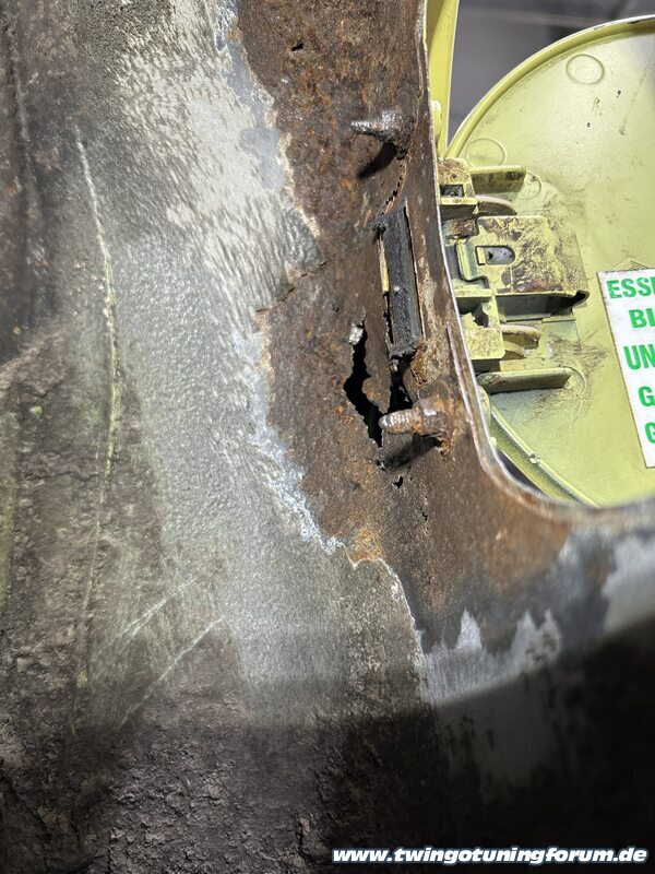 [Bild: twingo-21184300-g1z.jpg]