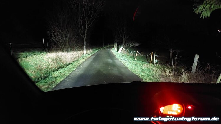 [Bild: twingo-03113257-67O.jpg]