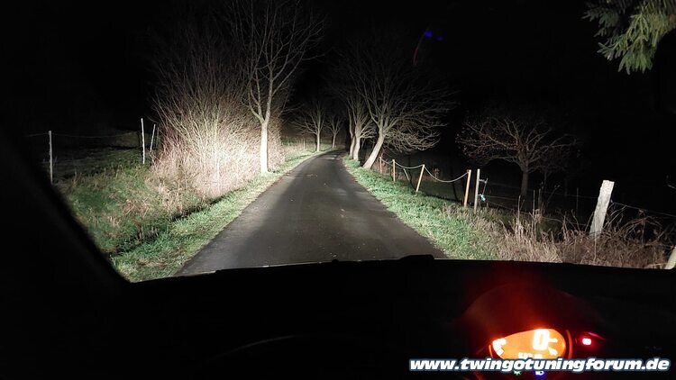 [Bild: twingo-03113325-dWj.jpg]