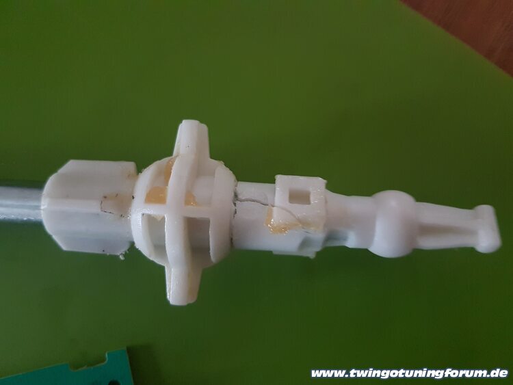 [Bild: twingo-03181221-TL1.jpg]