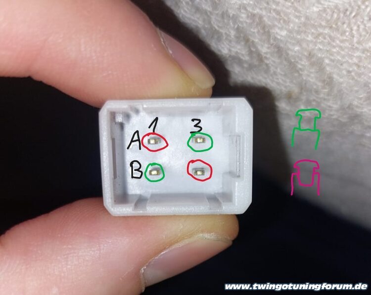 [Bild: twingo-04001552-7xm.jpg]