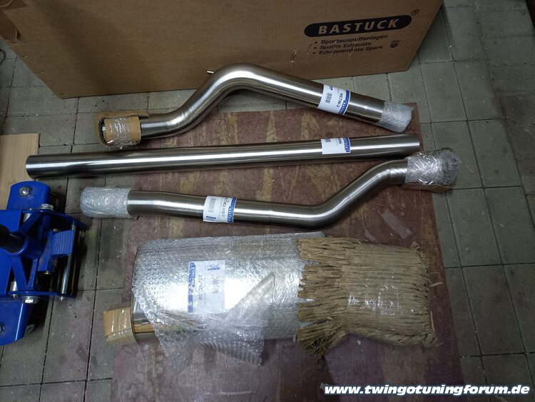 [Bild: twingo-07130336-XqU.jpg]