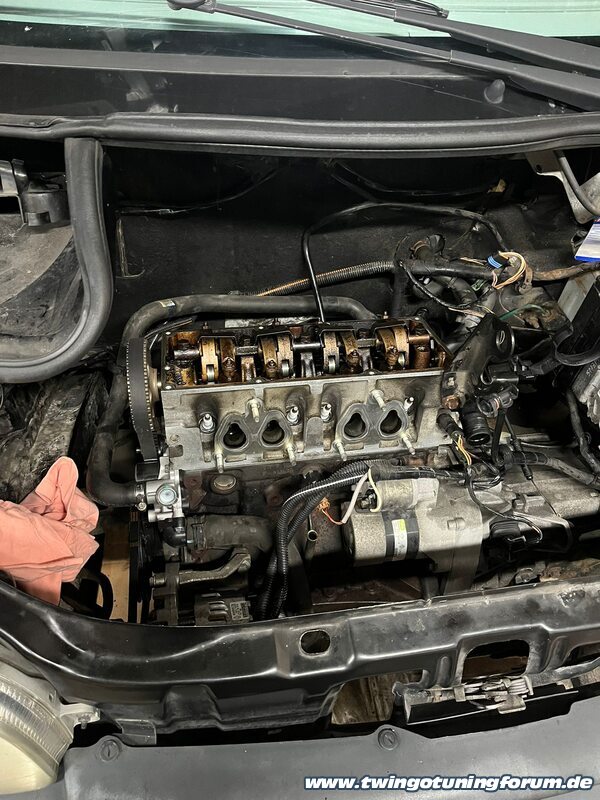 [Bild: twingo-16140653-VVs.jpg]