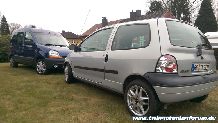 [Bild: twingo-18063900-Hpp.jpg]