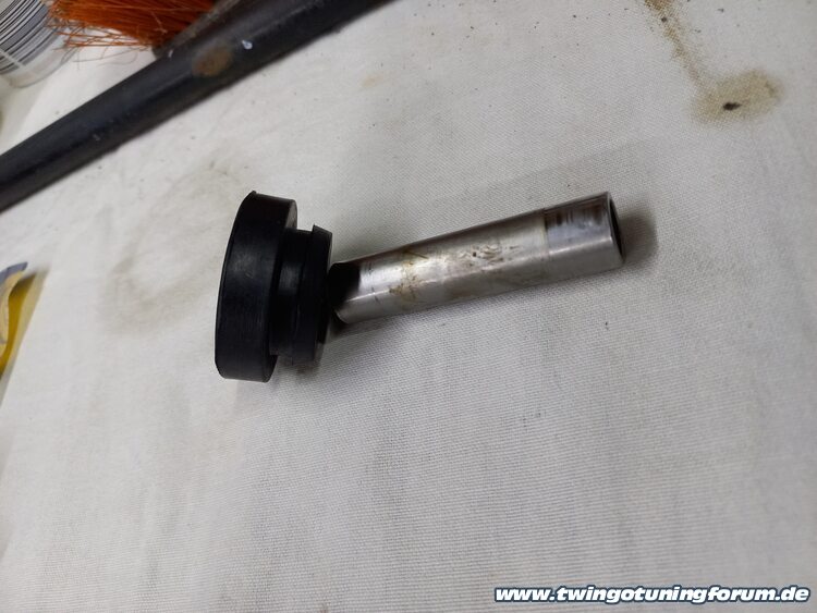 [Bild: twingo-21184151-ScI.jpg]