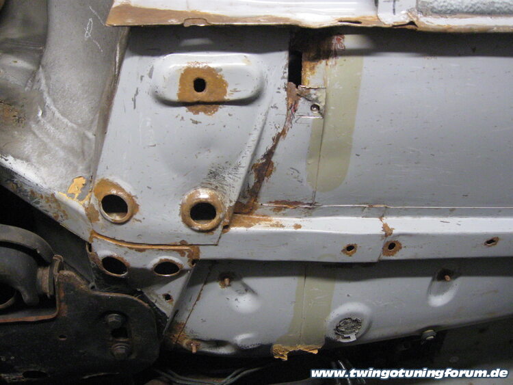 [Bild: twingo-22155019-wfX.jpg]