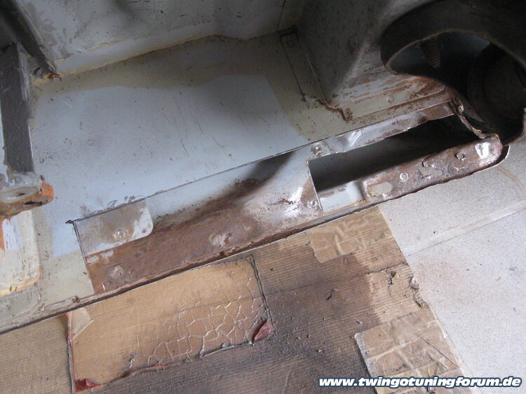 [Bild: twingo-22155320-lPD.jpg]