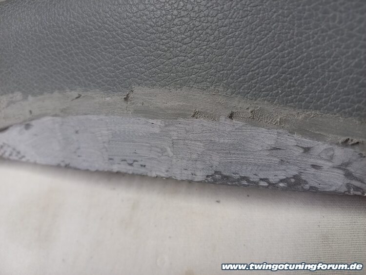 [Bild: twingo-28172920-H2c.jpg]