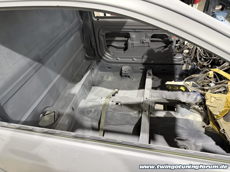 [Bild: twingo-02150411-3ic.jpg]