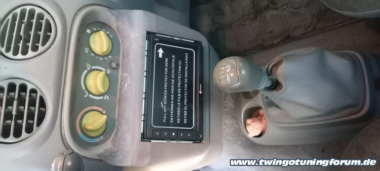 [Bild: twingo-10172129-zAQ.jpg]