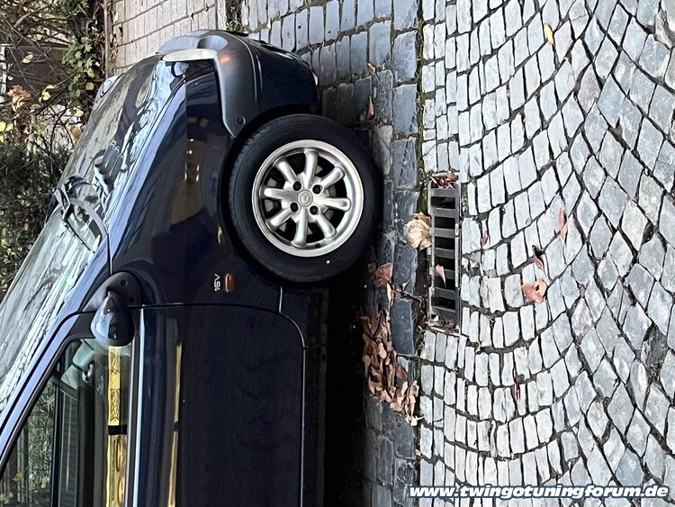 [Bild: twingo-23131407-NDh.jpg]