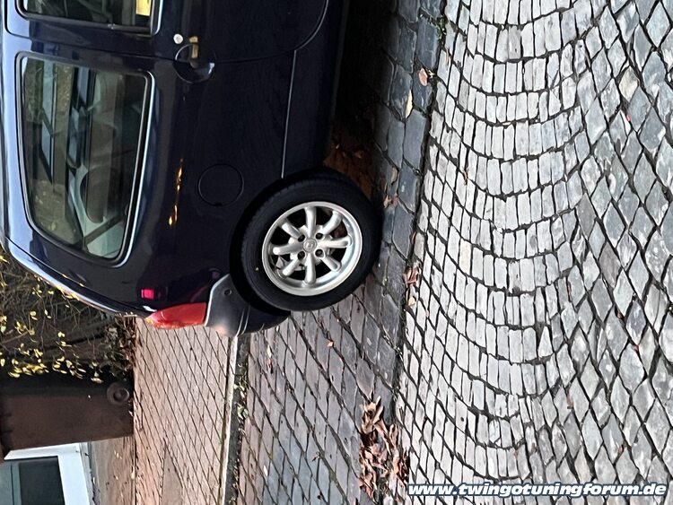 [Bild: twingo-23131421-gve.jpg]