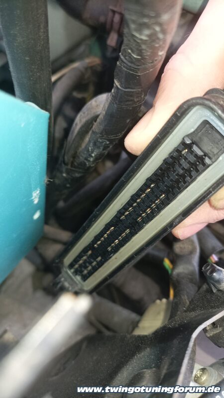 [Bild: twingo-01160505-ZcO.jpg]