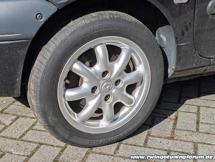 [Bild: twingo-01125113-jyB.jpg]