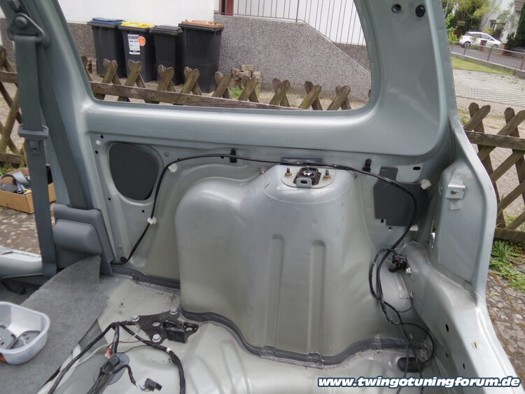 [Bild: twingo-04105309-cxs.jpg]