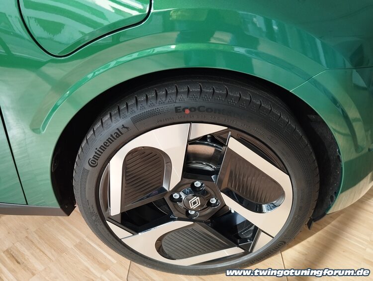 [Bild: twingo-04202133-vjB.jpg]