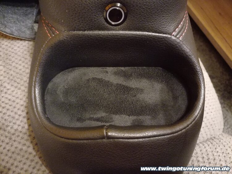 [Bild: twingo-08180105-oYV.jpg]