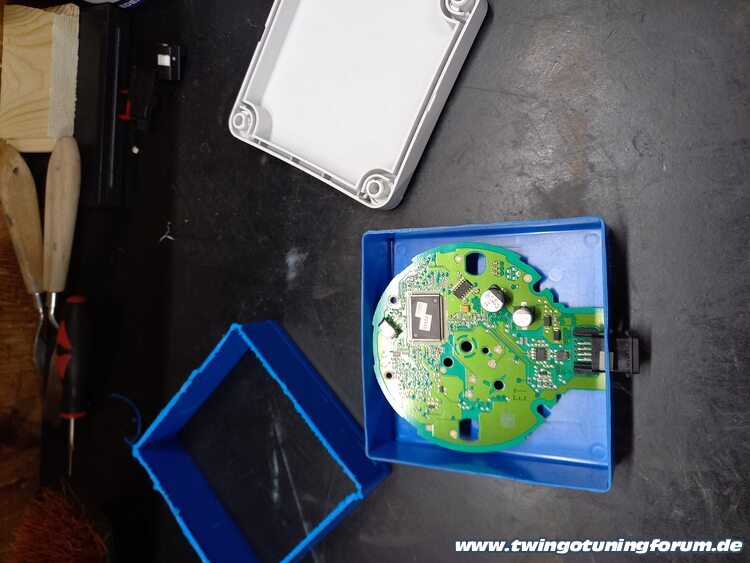 [Bild: twingo-08180324-Iyy.jpg]