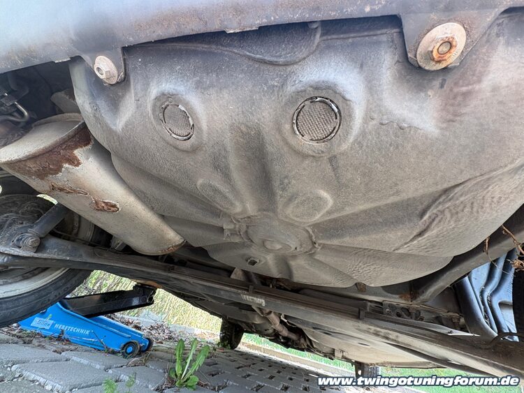 [Bild: twingo-10132909-2ev.jpg]