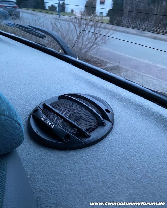 [Bild: twingo-10214256-nek.jpg]