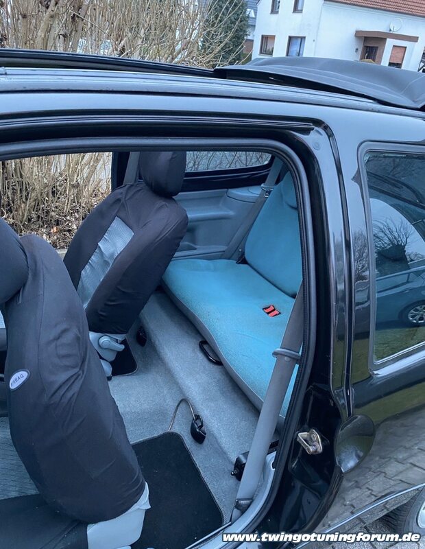 [Bild: twingo-10214328-BIz.jpg]