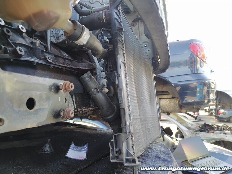 [Bild: twingo-16182629-Edq.jpg]