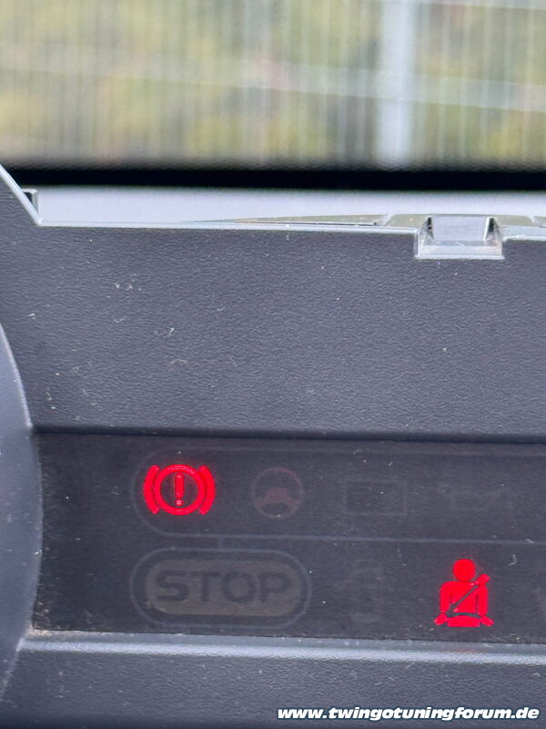 [Bild: twingo-18185835-Ldn.jpg]