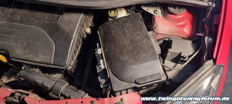 [Bild: twingo-02200539-i4k.jpg]