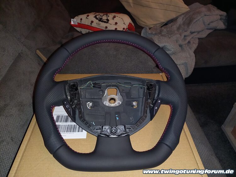 [Bild: twingo-03111133-ech.jpg]