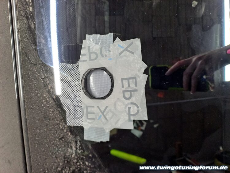 [Bild: twingo-03111228-o3T.jpg]