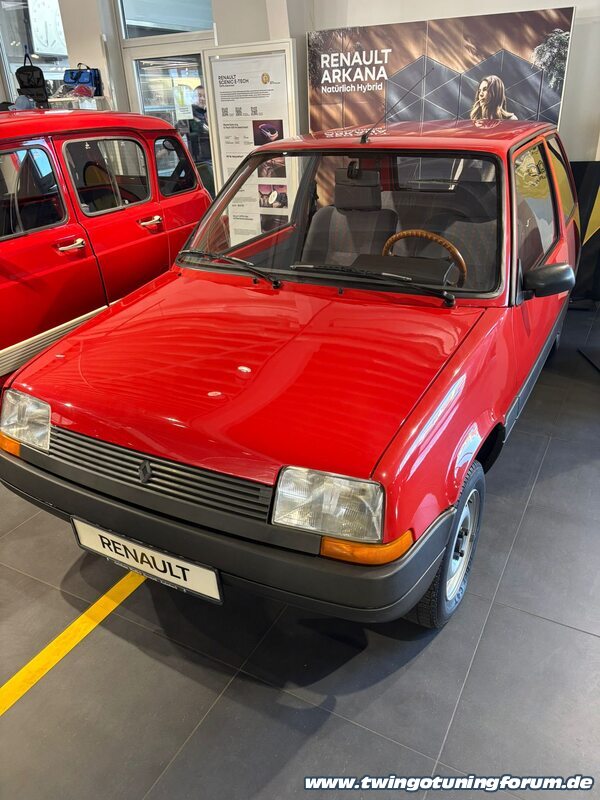 [Bild: twingo-07212537-lua.jpg]