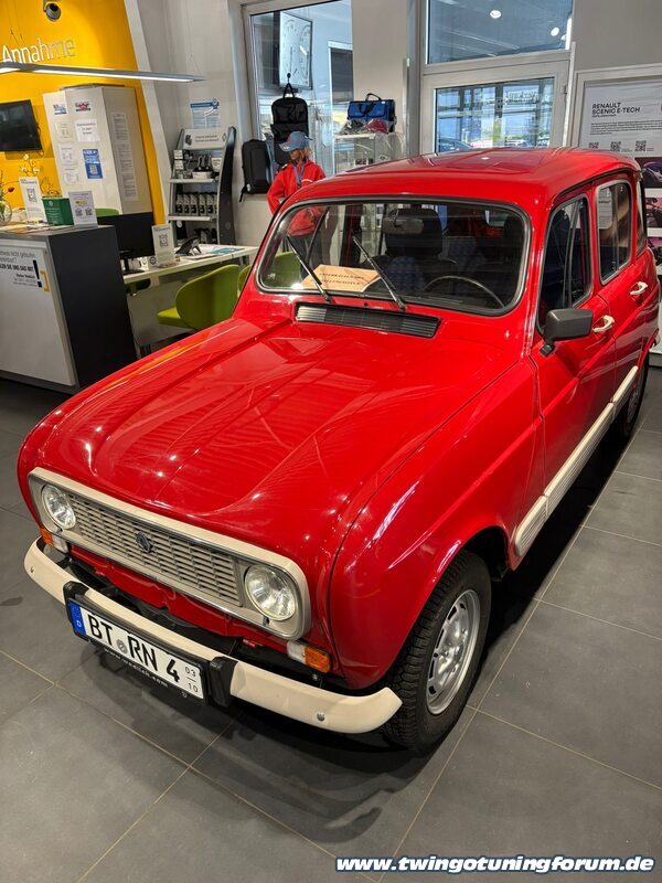 [Bild: twingo-07212608-3wB.jpg]