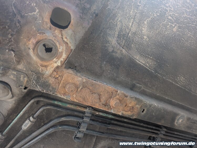 [Bild: twingo-12125919-SZg.jpg]