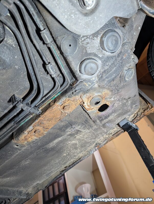 [Bild: twingo-12150622-ZN2.jpg]