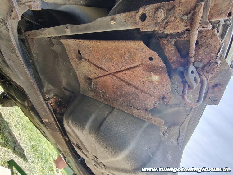 [Bild: twingo-16213533-hQg.jpg]