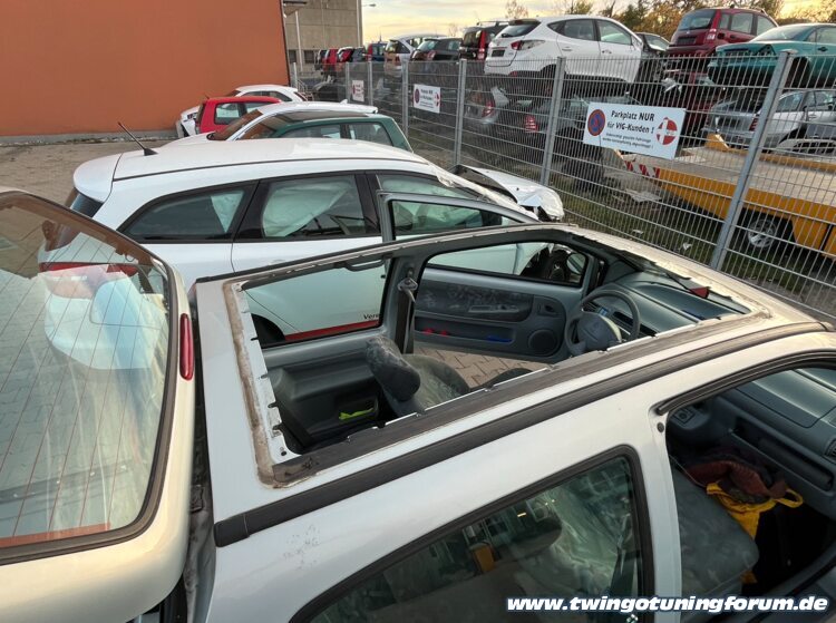 [Bild: twingo-17160813-Zq2.jpg]